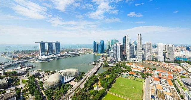 低齡留學(xué)家長(zhǎng)要不要陪讀？解讀各國(guó)陪讀政策！